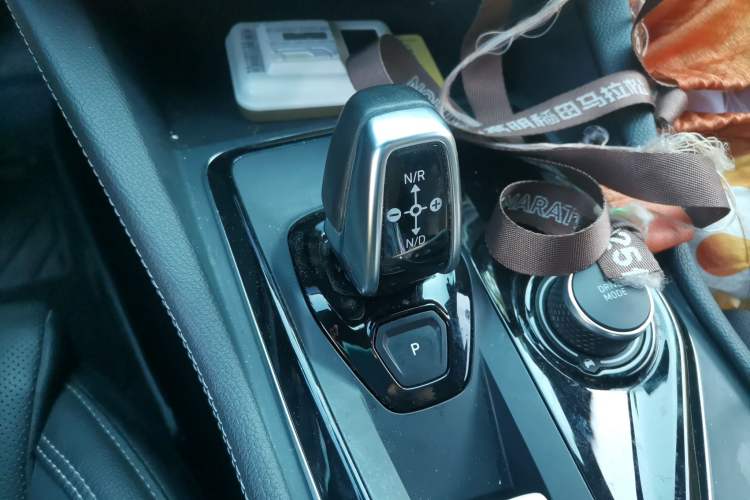 Used Lynk & Co 03 2021 1.5TD DCT Jing Champion Edition Gear Lever