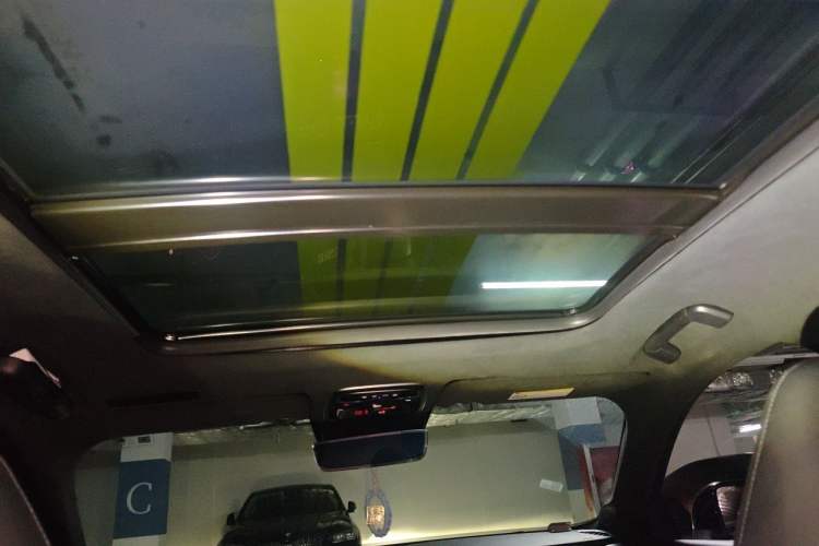 Used Lynk & Co 03 2021 03+ 2.0TD Automatic Wind-Chasing Edition Headliner
