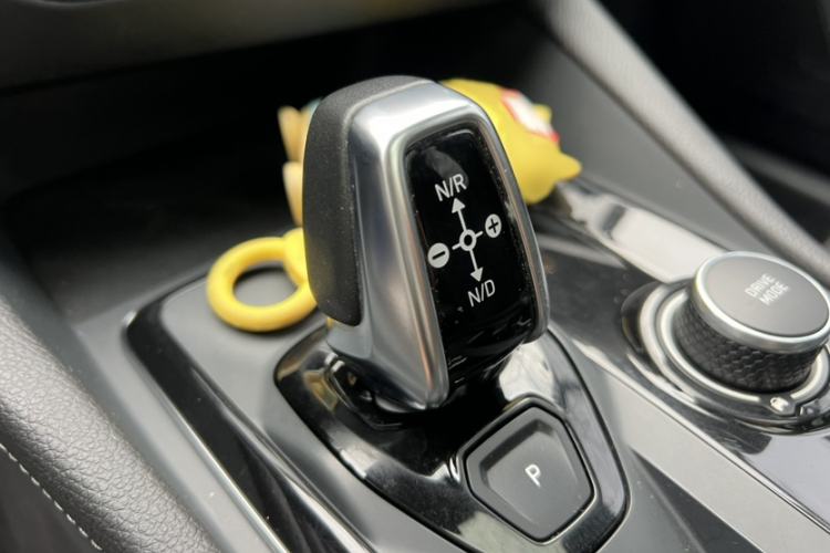 Used Lynk & Co 03 2021 2.0TD Automatic Trendy Champion Edition Interior 6