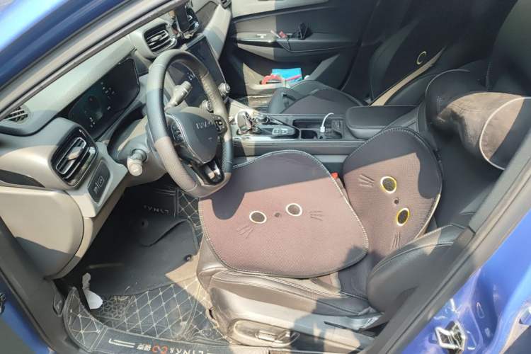 Used Lynk & Co 03 2021 1.5TD DCT JingPlus Left Front Seat