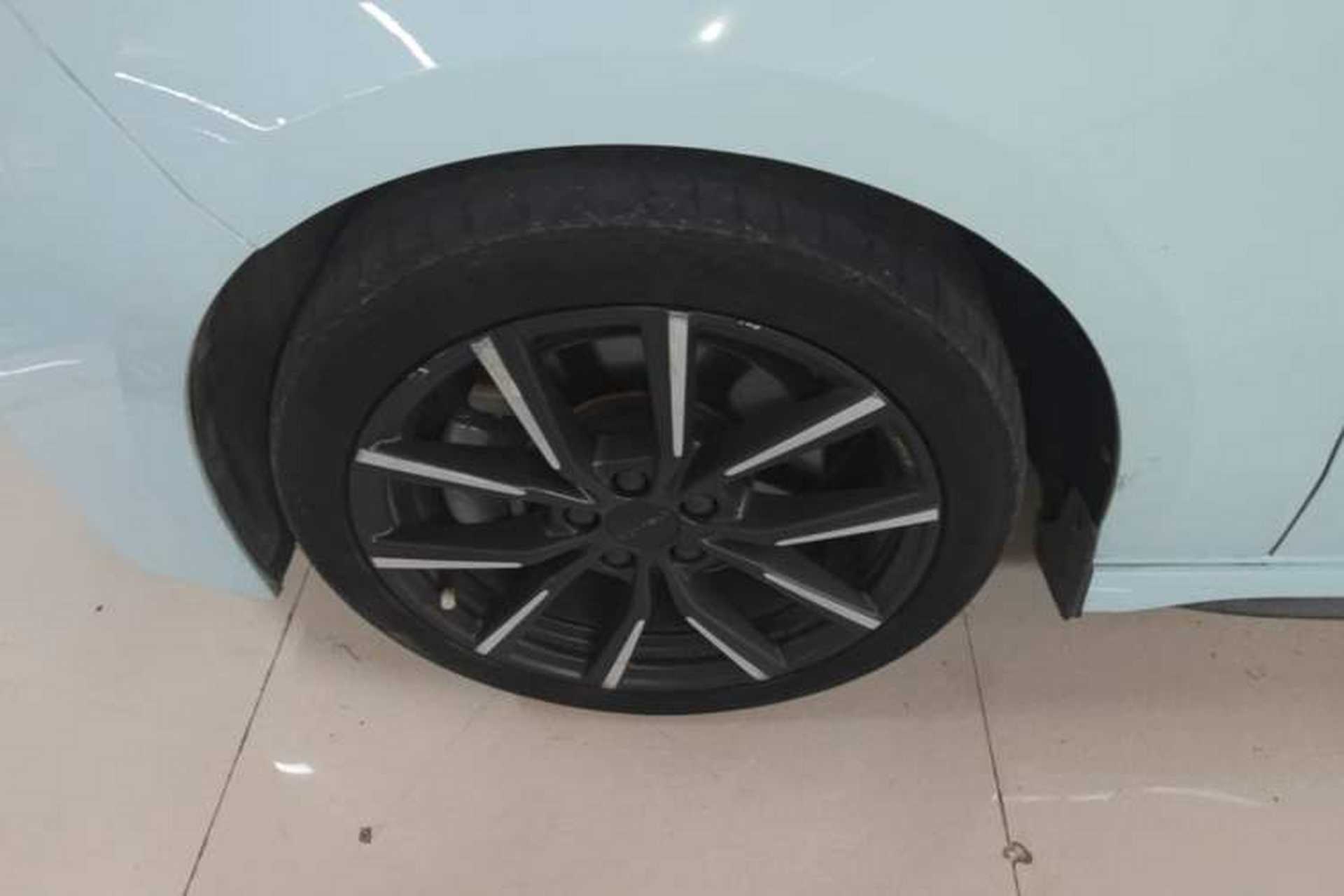 Used Lynk & Co 03 2021 03+ 2.0TD Automatic Wind-Chasing Edition Left Front Wheel Hub