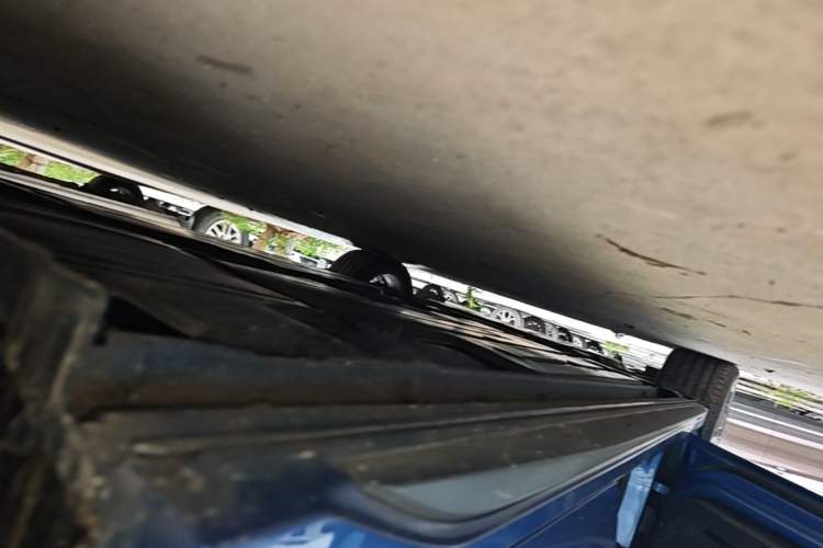 Used Lynk & Co 03 2021 1.5TD DCT Jing Champion Edition Left Side Sill