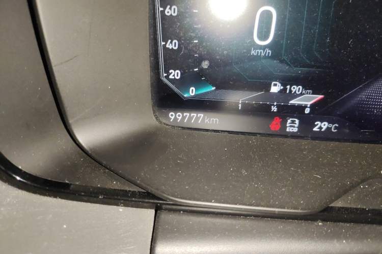 Used Lynk & Co 03 2021 1.5TD DCT JingPlus Odometer Close Up