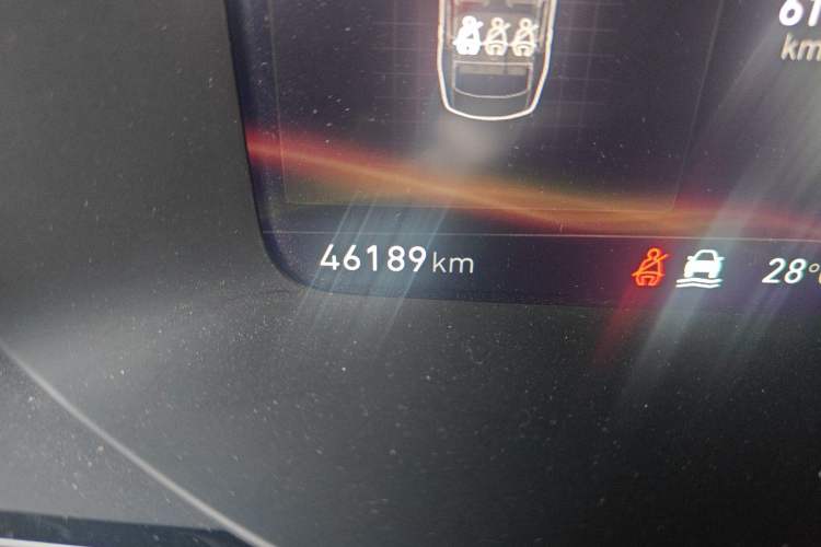 Used Lynk & Co 03 2021 03+ 2.0TD Automatic Wind-Chasing Edition Odometer Close Up