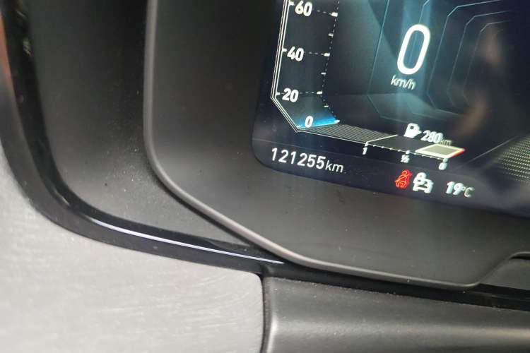 Used Lynk & Co 03 2021 2.0TD Automatic Trendy Champion Edition Odometer Close Up