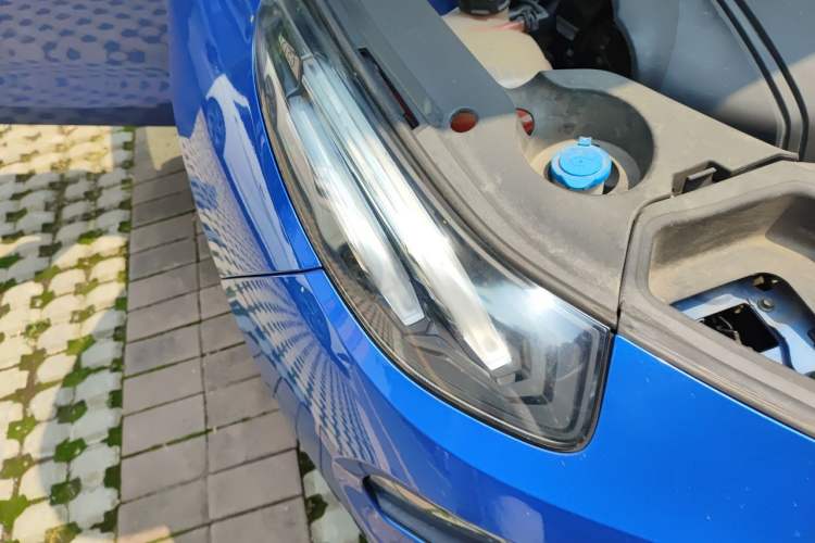 Used Lynk & Co 03 2021 1.5TD DCT JingPlus Right Front Headlight