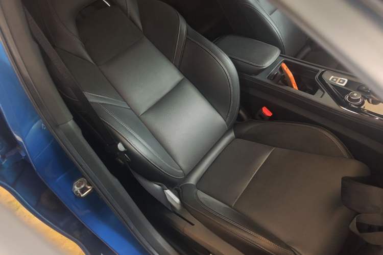 Used Lynk & Co 03 2021 2.0TD Automatic Trendy Champion Edition Right Front Seat