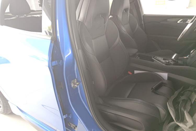 Used Lynk & Co 03 2021 2.0TD Automatic Jing Plus Right Front Seat