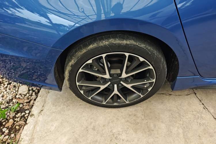 Used Lynk & Co 03 2021 1.5TD DCT Jing Champion Edition Right Rear Wheel Hub