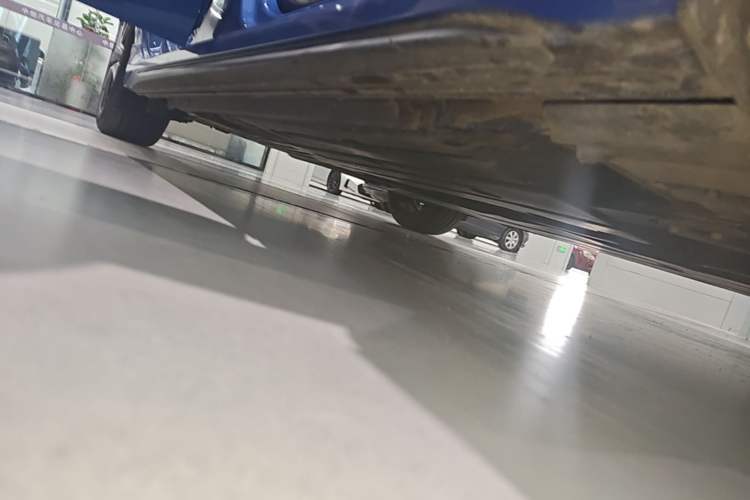 Used Lynk & Co 03 2021 2.0TD Automatic Trendy Champion Edition Right Side Sill