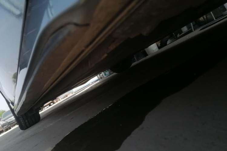 Used Lynk & Co 03 2021 1.5TD DCT JingPlus Right Side Sill