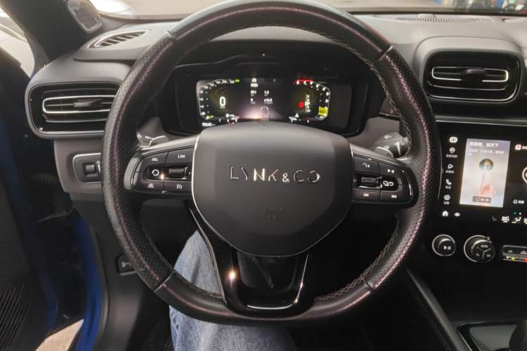 Used Lynk & Co 03 2021 1.5TD DCT Jing Champion Edition Steering Wheel