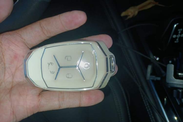Used Lynk & Co 03 2021 2.0TD Automatic Trendy Champion Edition Vehicle Key