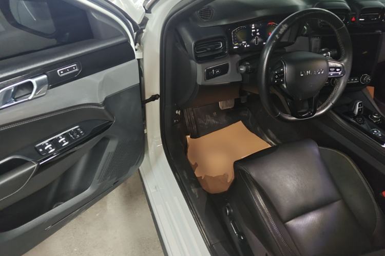 Used Lynk & Co 03 2021 2.0TD Automatic Trendy Champion Edition Driver Seat