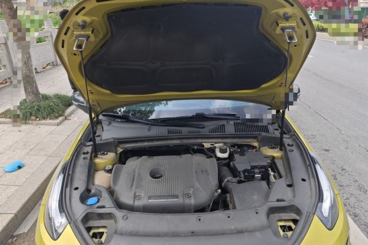 Used Lynk & Co 03 2021 03+ 2.0TD Automatic Wind-Chasing Edition Engine Bay