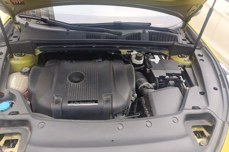 Used Lynk & Co 03 2021 03+ 2.0TD Automatic Wind-Chasing Edition Engine Bay