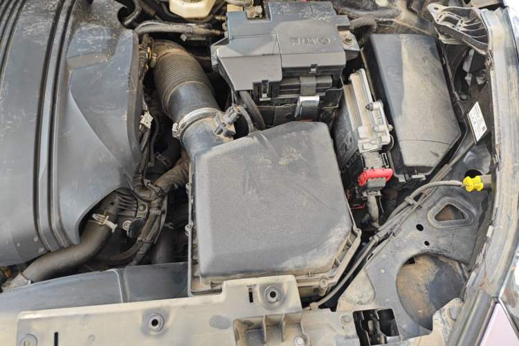 Used Lynk & Co 03 2021 1.5TD DCT JingPlus Engine Bay Left