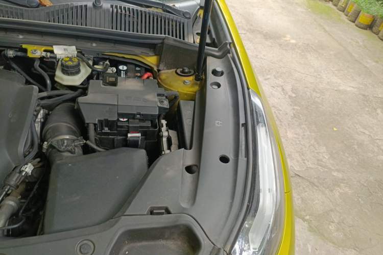 Used Lynk & Co 03 2021 03+ 2.0TD Automatic Wind-Chasing Edition Engine Bay Left