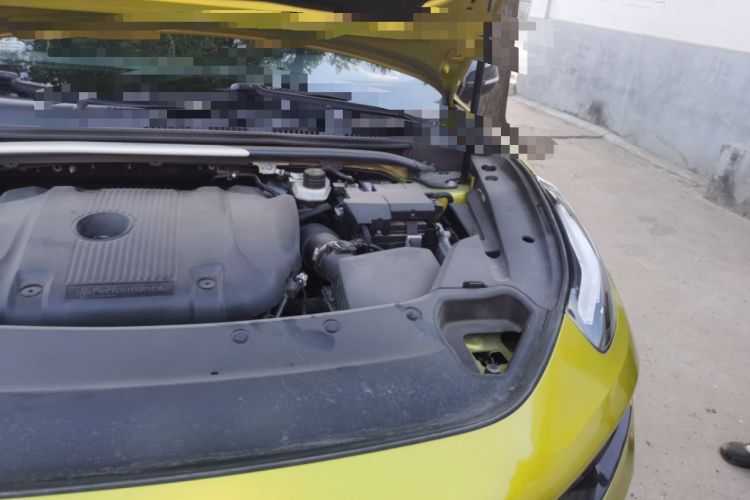 Used Lynk & Co 03 2021 03+ 2.0TD Automatic Performance Package Edition Engine Bay Left