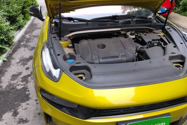 Used Lynk & Co 03 2021 03+ 2.0TD Automatic Wind-Chasing Edition Engine Bay Right