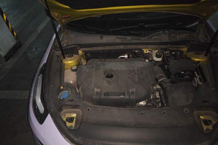 Used Lynk & Co 03 2021 03+ 2.0TD Automatic Wind-Chasing Edition Engine Bay Right
