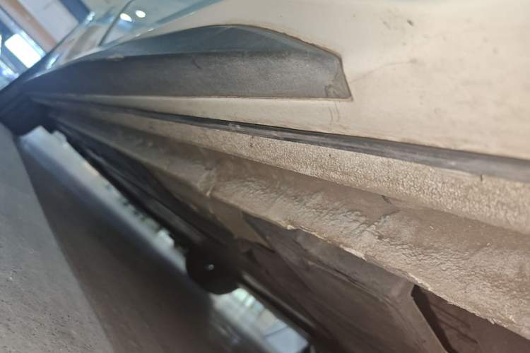 Used Lynk & Co 03 2021 2.0TD Automatic Trendy Champion Edition Left Side Sill