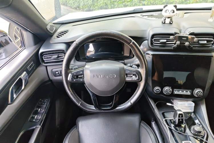 Used Lynk & Co 03 2021 2.0TD Automatic Trendy Champion Edition Steering Wheel