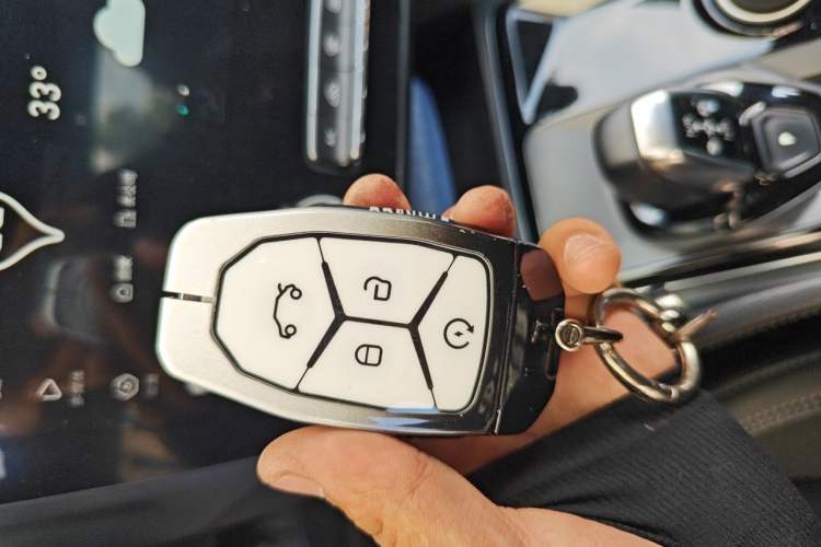 Used Lynk & Co 03 2021 1.5TD DCT JingPlus Vehicle Key