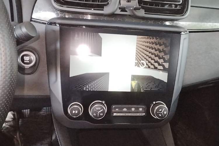 Used Lynk & Co 03 2021 1.5TD DCT JingPlus Audio And AC Panel