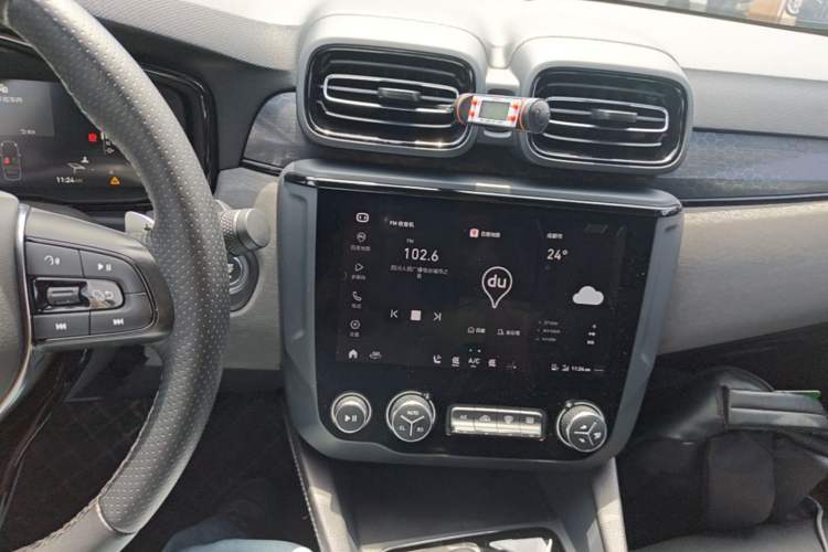 Used Lynk & Co 03 2021 2.0TD Automatic Trendy Champion Edition Audio And AC Panel