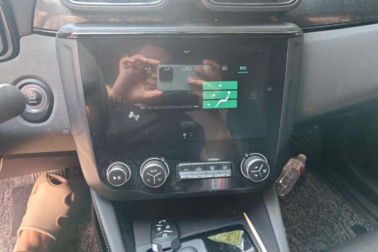Used Lynk & Co 03 2021 1.5TD DCT Jing Champion Edition Audio And AC Panel