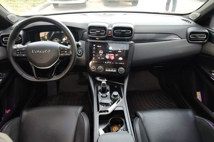 Used Lynk & Co 03 2021 1.5TD DCT Jing Champion Edition Center Console