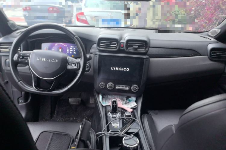 Used Lynk & Co 03 2021 1.5TD DCT Jing Champion Edition Center Console