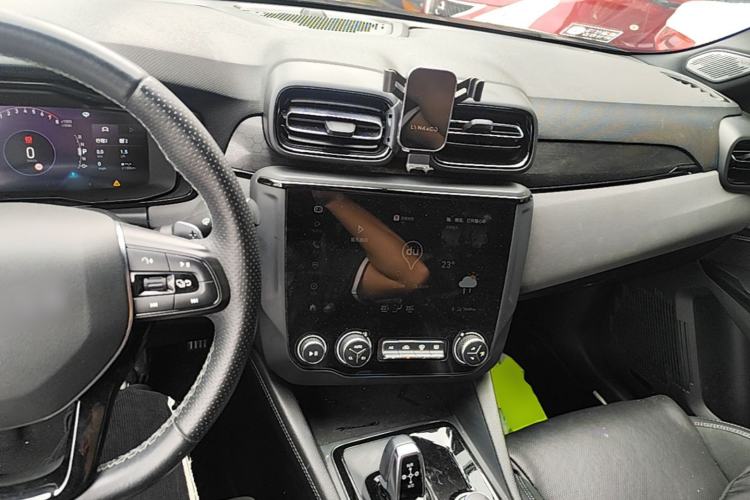 Used Lynk & Co 03 2021 1.5TD DCT Jing Champion Edition Center Console