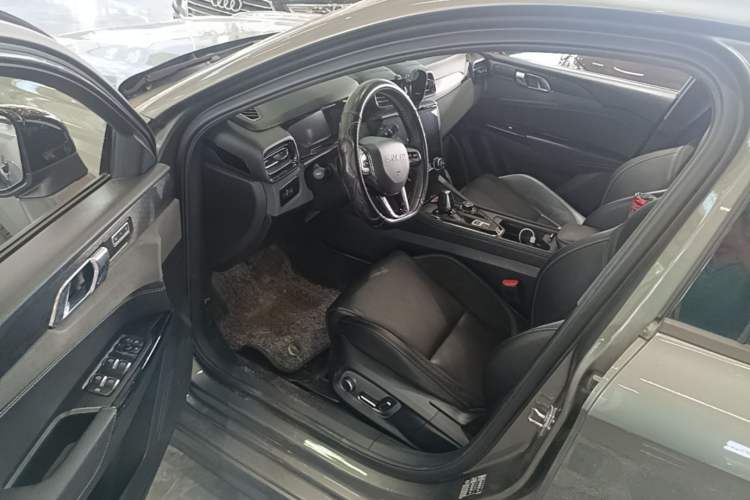Used Lynk & Co 03 2021 2.0TD Automatic Trendy Champion Edition Driver Seat