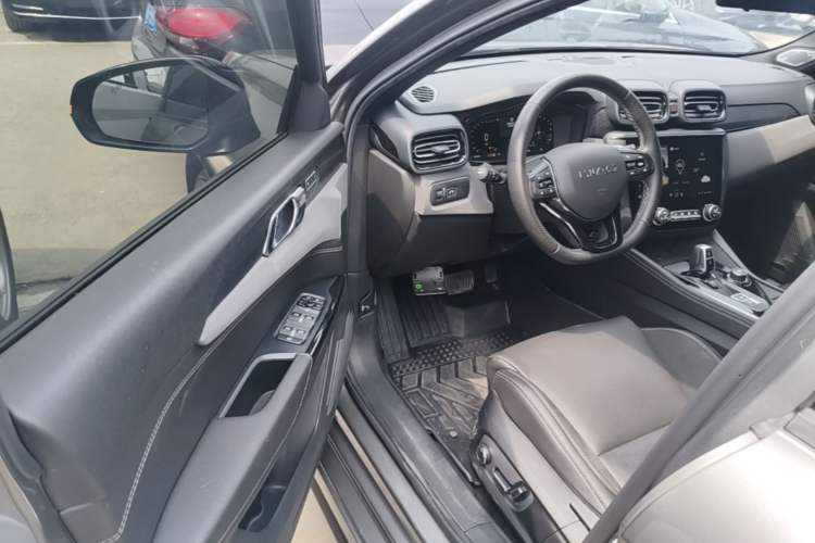 Used Lynk & Co 03 2021 2.0TD Automatic Trendy Champion Edition Driver Seat