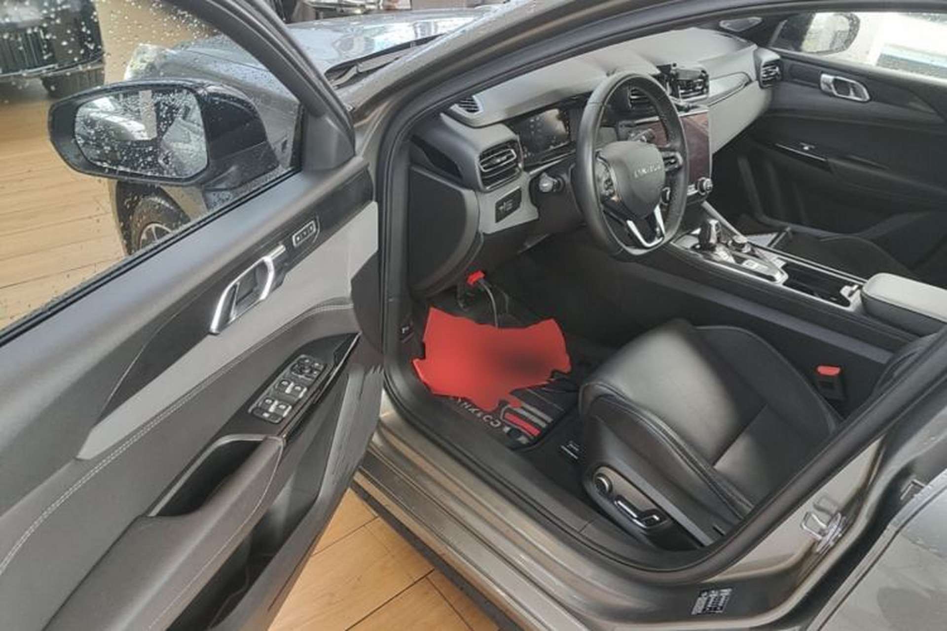 Used Lynk & Co 03 2021 2.0TD Automatic Trendy Champion Edition Driver Seat