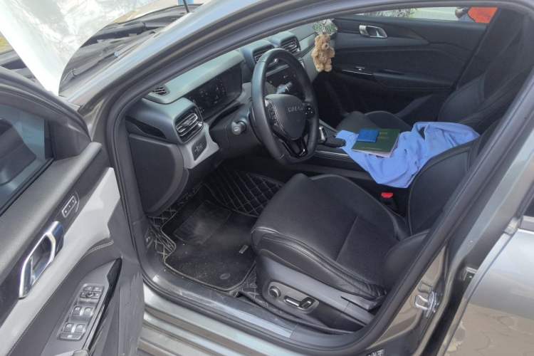Used Lynk & Co 03 2021 2.0TD Automatic Trendy Champion Edition Driver Seat