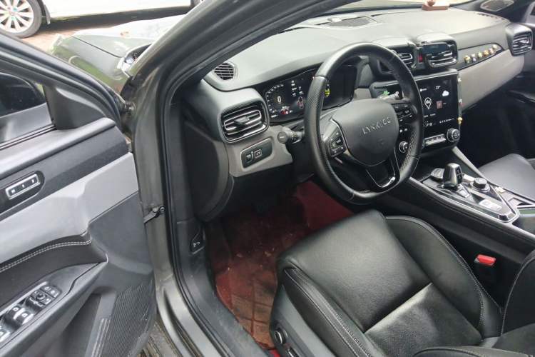 Used Lynk & Co 03 2021 2.0TD Automatic Trendy Champion Edition Driver Seat