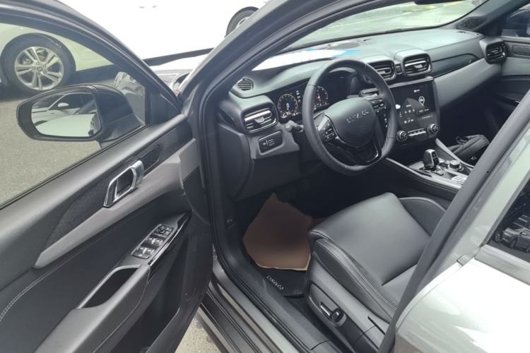 Used Lynk & Co 03 2021 2.0TD Automatic Jing Plus Driver Seat