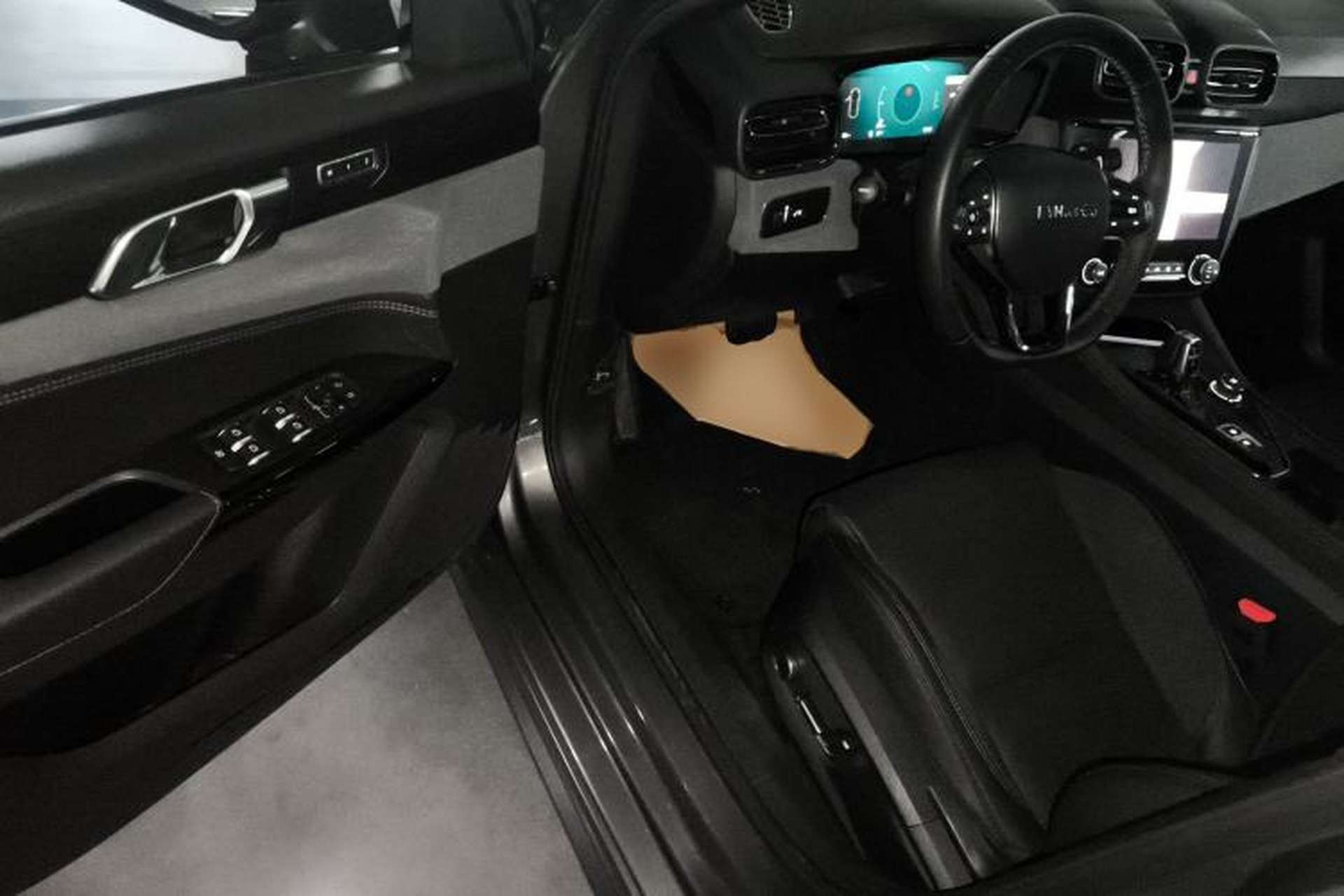 Used Lynk & Co 03 2021 2.0TD Automatic Trendy Champion Edition Driver Seat