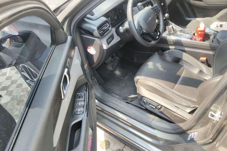 Used Lynk & Co 03 2021 2.0TD Automatic Trendy Champion Edition Driver Seat