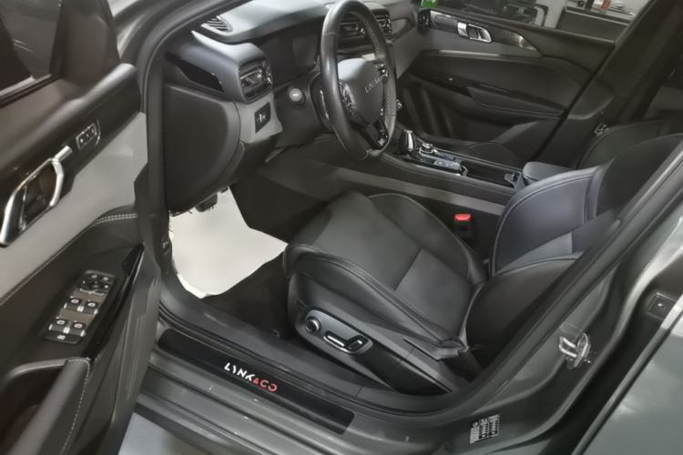 Used Lynk & Co 03 2021 2.0TD Automatic Trendy Champion Edition Driver Seat