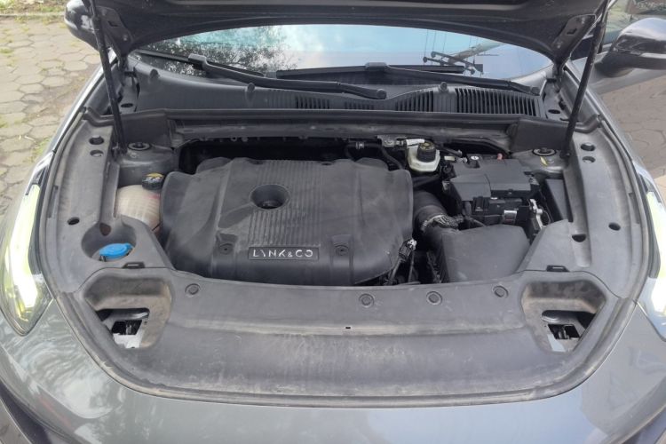 Used Lynk & Co 03 2021 2.0TD Automatic Trendy Champion Edition Engine Bay