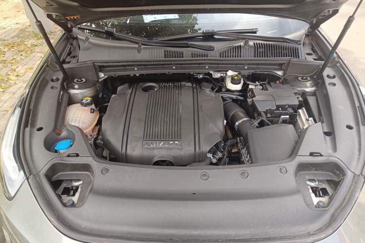 Used Lynk & Co 03 2021 1.5TD DCT JingPlus Engine Bay