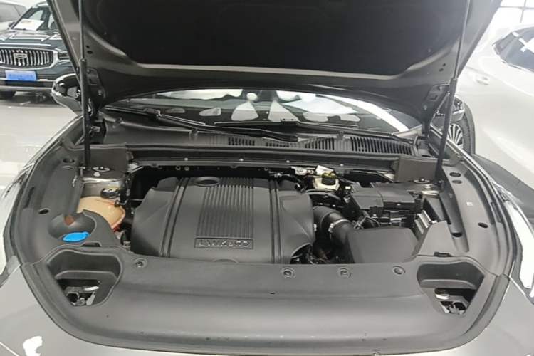 Used Lynk & Co 03 2021 1.5TD DCT Jing Champion Edition Engine Bay