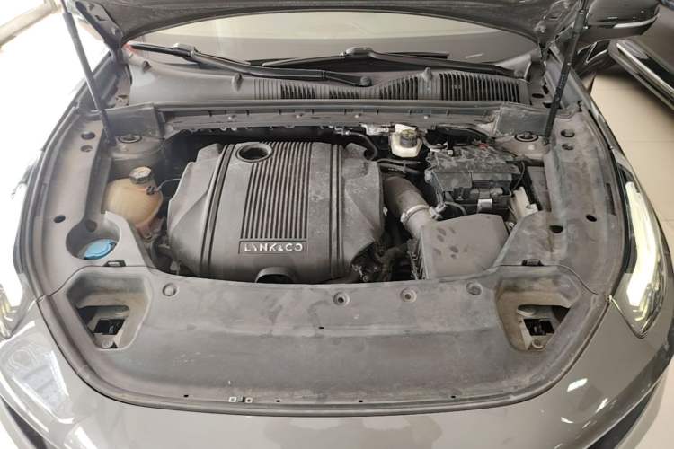 Used Lynk & Co 03 2021 1.5TD DCT Jing Champion Edition Engine Bay