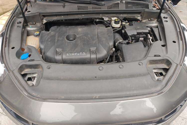 Used Lynk & Co 03 2021 2.0TD Automatic Trendy Champion Edition Engine Bay