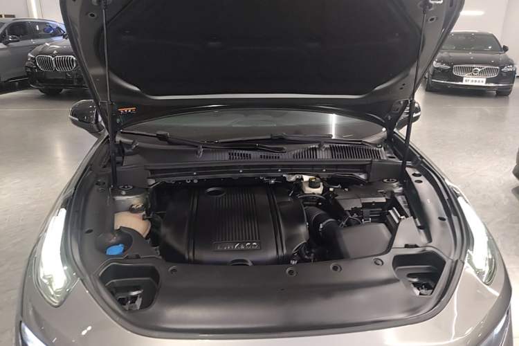 Used Lynk & Co 03 2021 1.5TD DCT Jing Champion Edition Engine Bay
