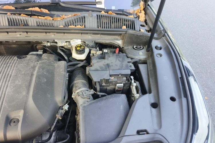 Used Lynk & Co 03 2021 2.0TD Automatic Trendy Champion Edition Engine Bay Left